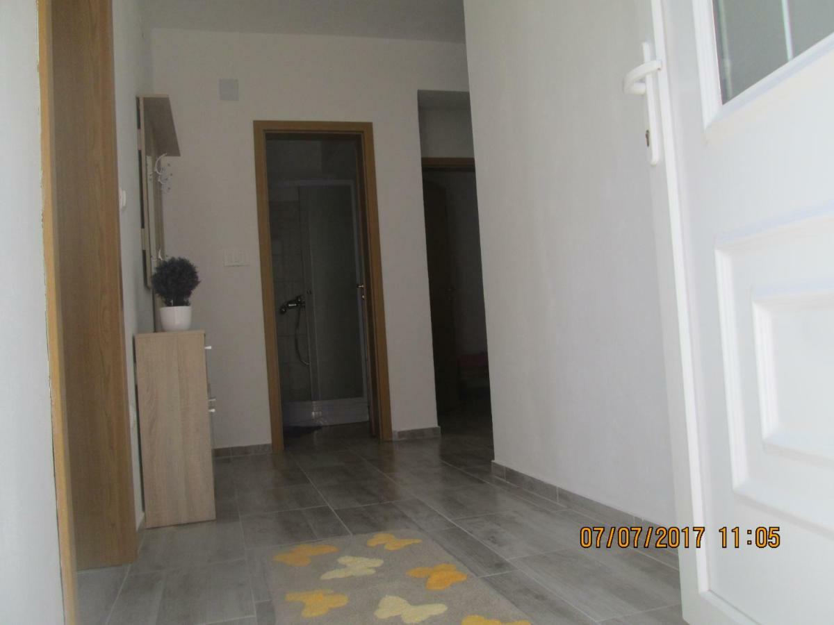 Apartment Zoki 2 Zengg Kültér fotó